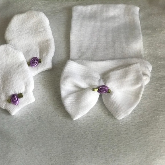 Deluxe Newborn Baby Girl 3 piece Bow Beanie Set - Picture 2 of 9